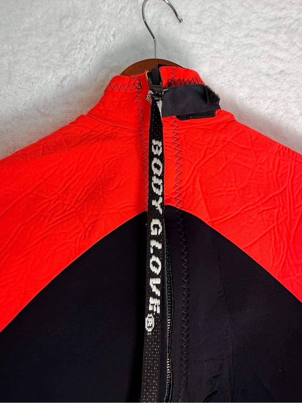 Body Glove Mens Medium Shorty Wetsuit Neon Orange Black Surf Swim Dive - Picture 3 of 9